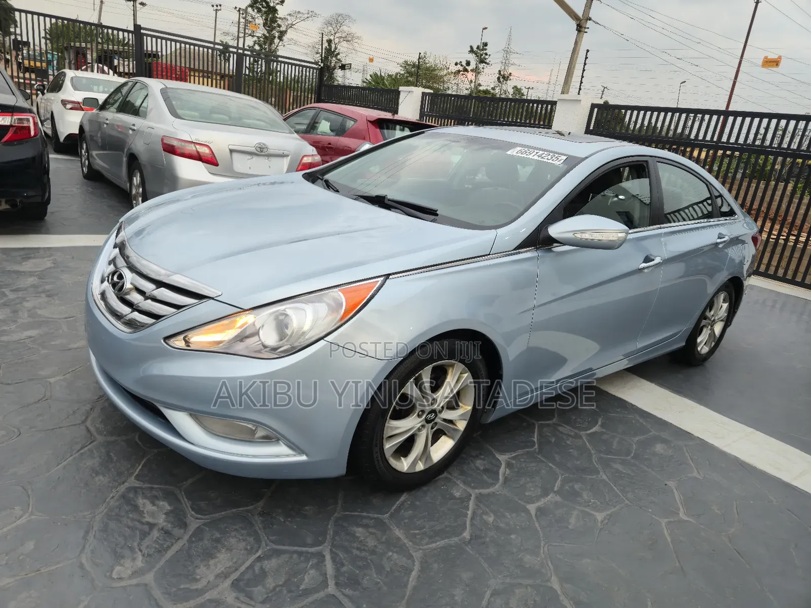 Hyundai Sonata Limited Sedan FWD (2.4L 4cyl 6A) 2011 Blue