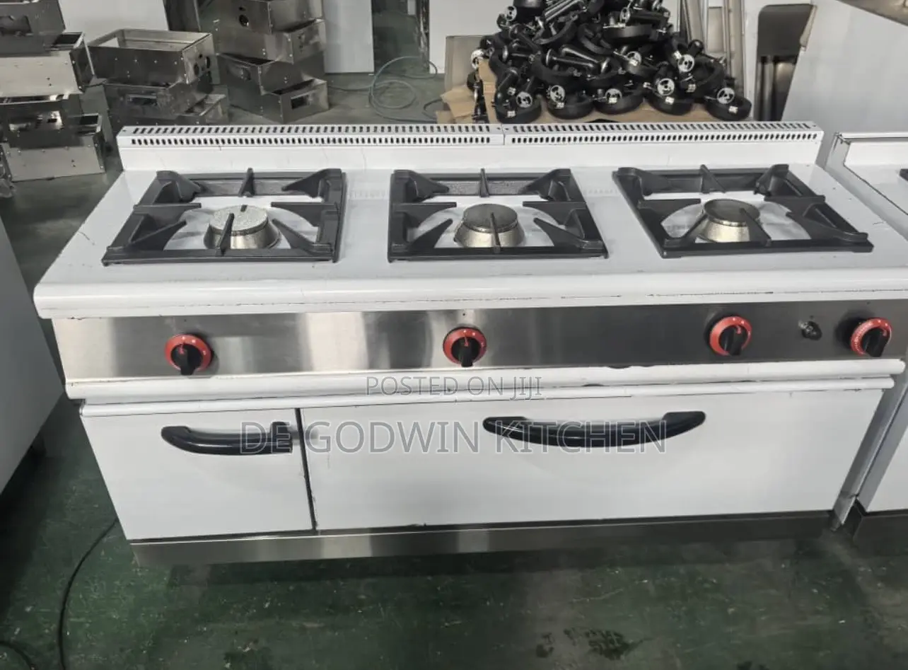 3 Burners Gas Cooker With Oven