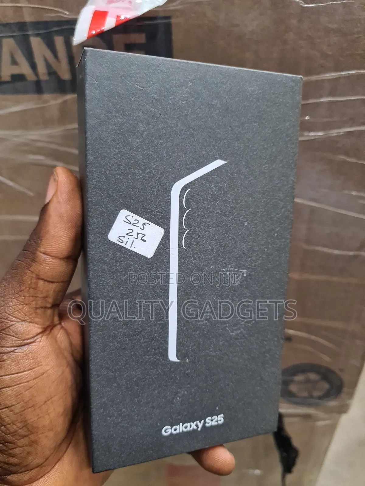 New Samsung Galaxy S25 256 GB Silver
