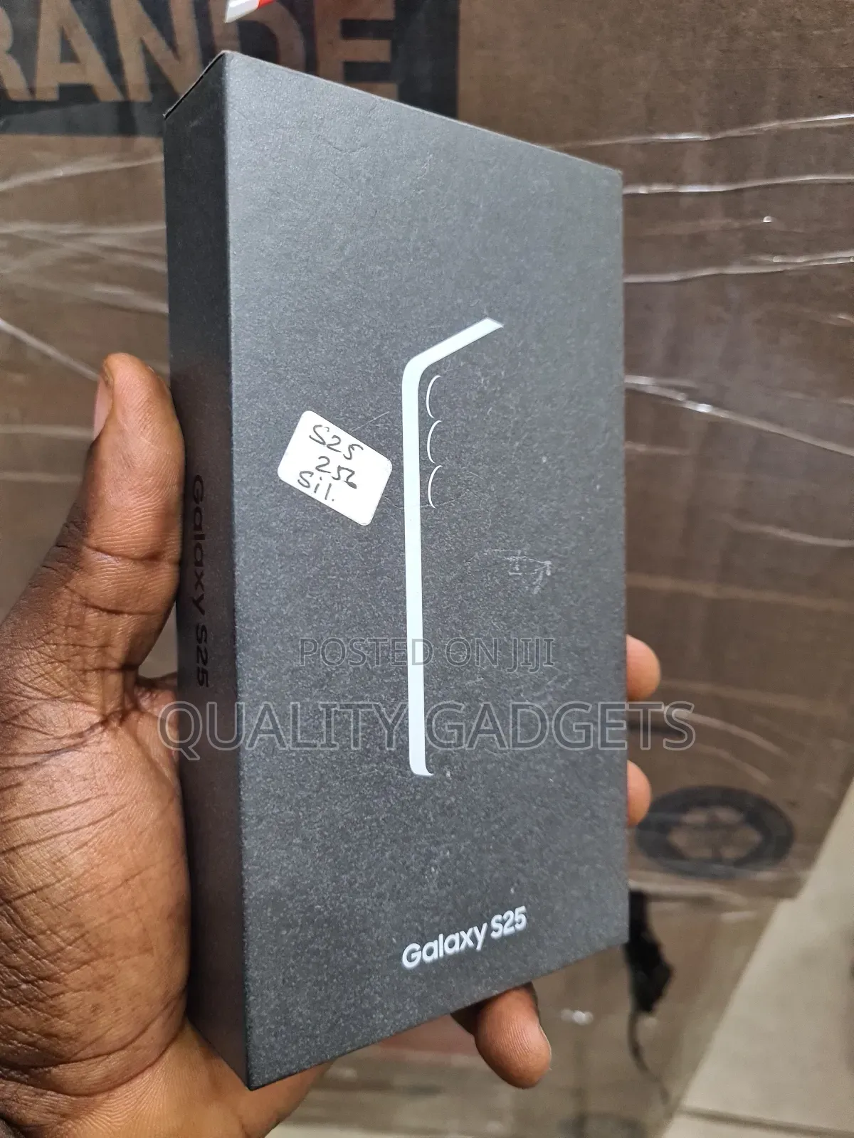 New Samsung Galaxy S25 256 GB Silver