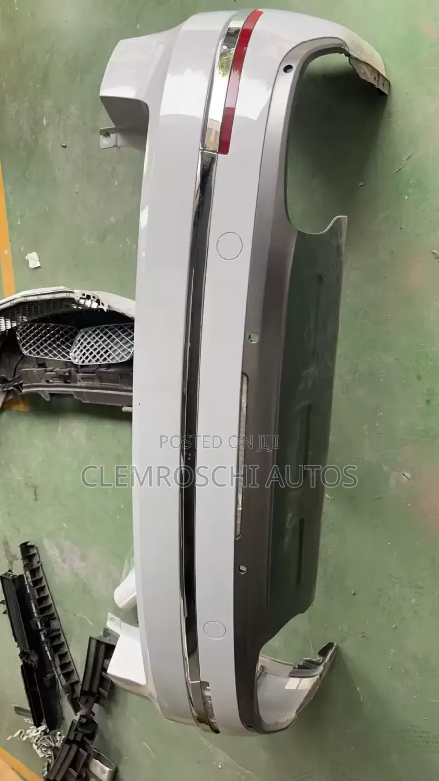 High Quality Certified Complete Back Bumper Bentley Bentayga 2017.
