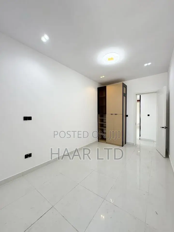 2bdrm Apartment in Ologolo for sale