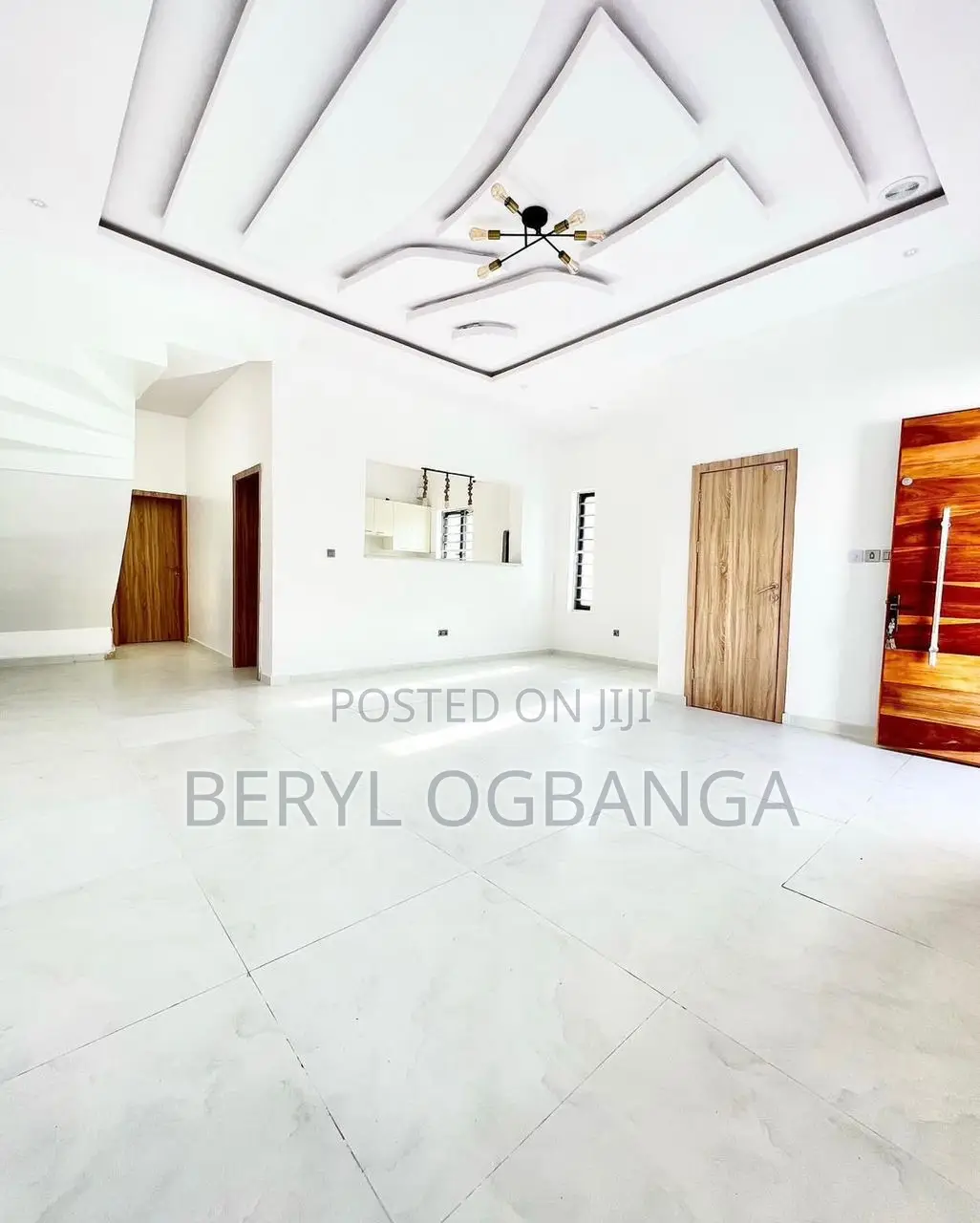 4bdrm Duplex in Lekki Phase 2 for sale