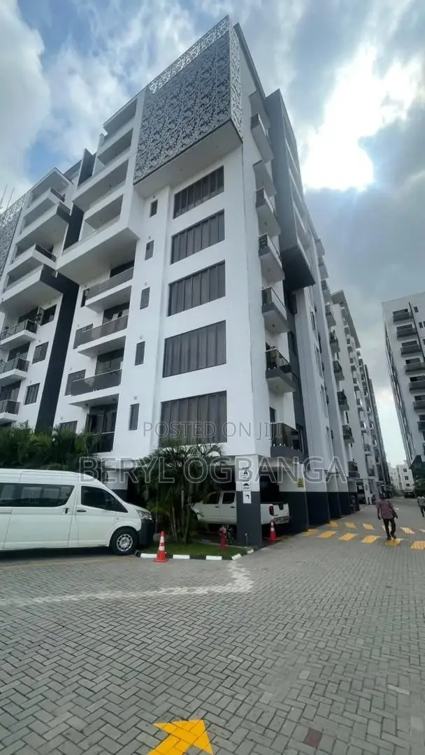 4bdrm Apartment in Banana Island for rent
