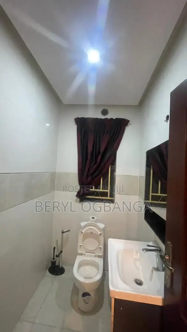 4bdrm Apartment in Banana Island for rent