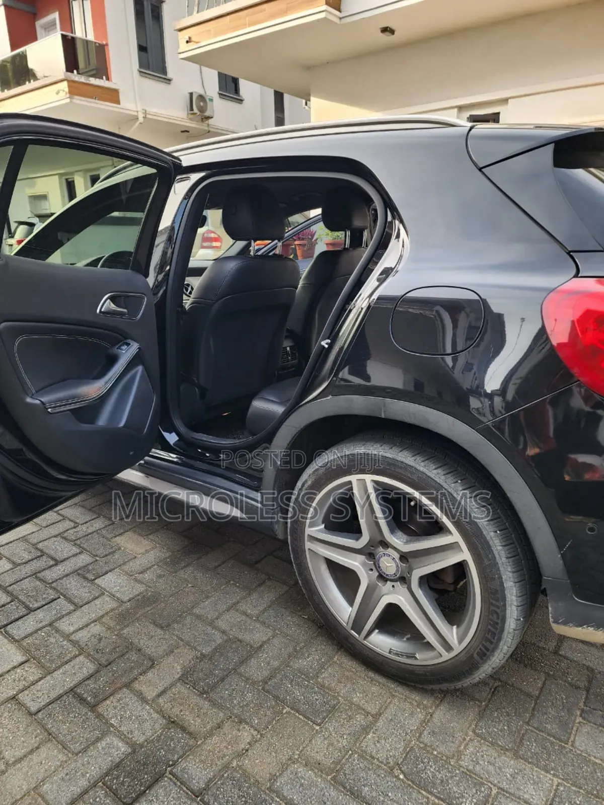 Mercedes-Benz GLA 250 2015 Black
