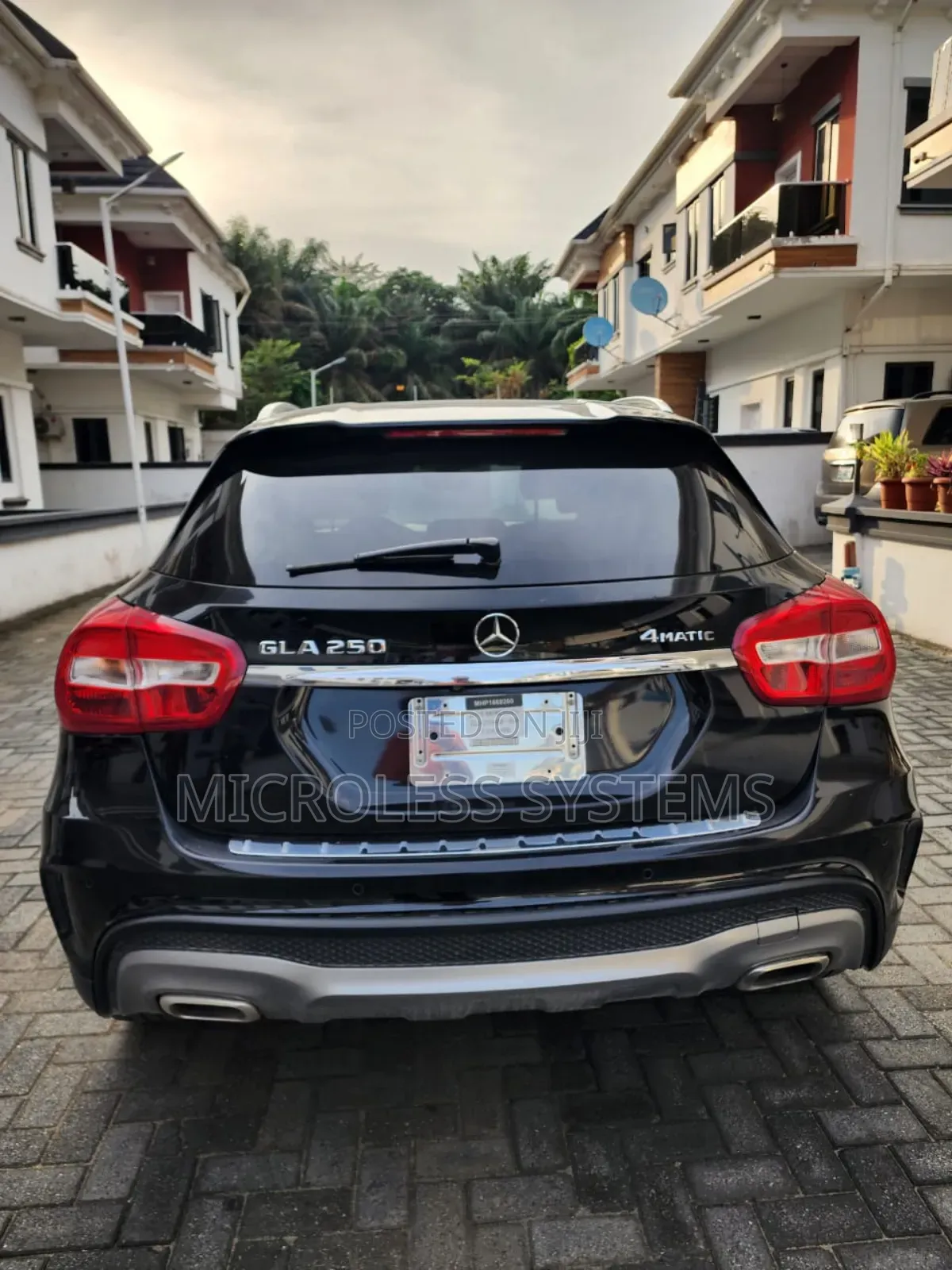 Mercedes-Benz GLA 250 2015 Black