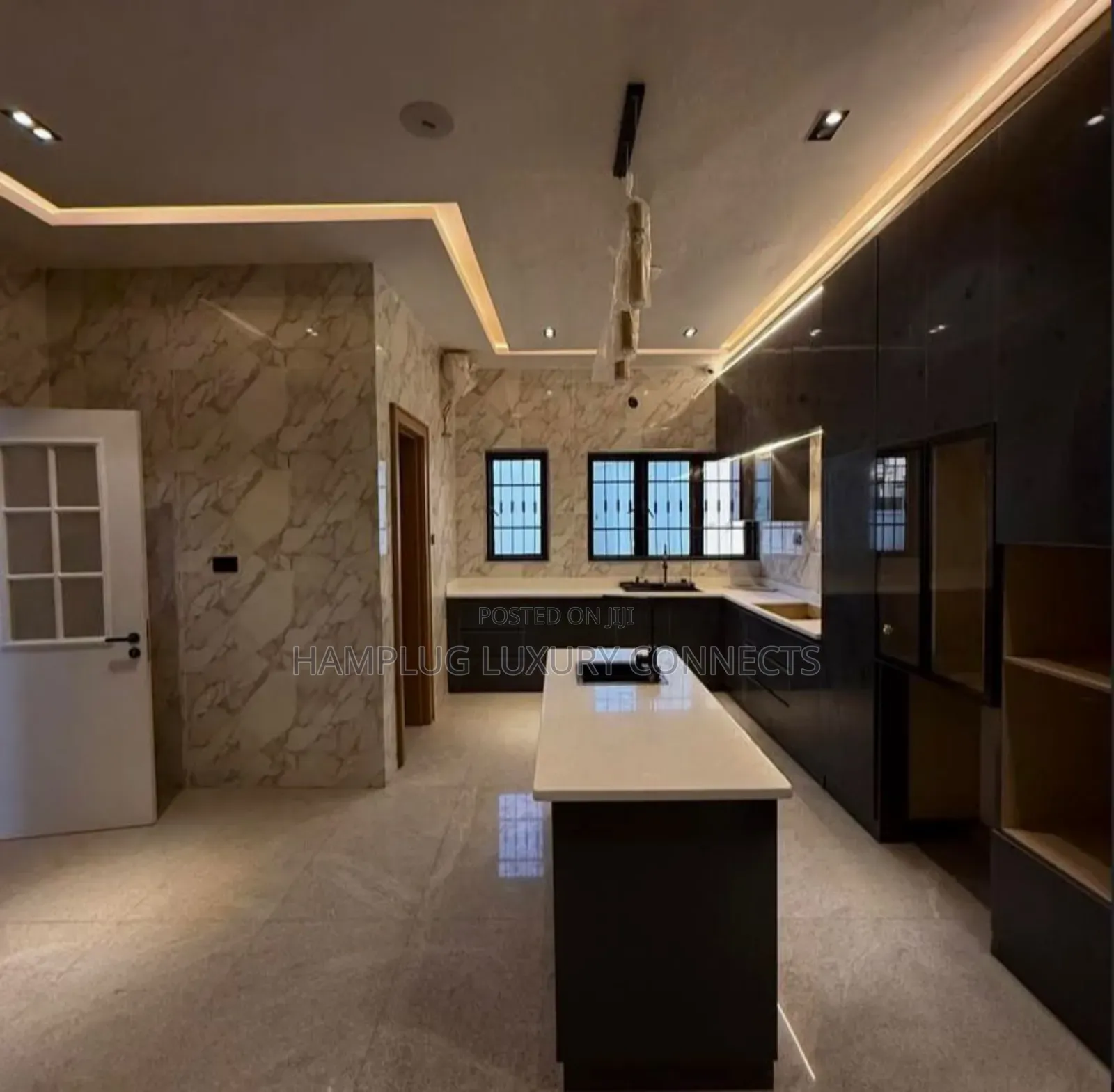 Furnished 7bdrm Duplex in Asokoro for sale