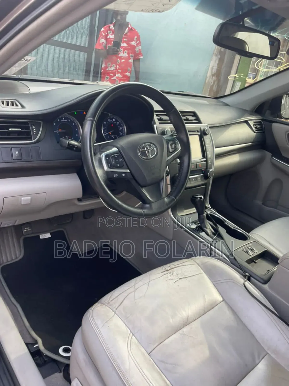 Toyota Camry XLE 4dr Sedan (3.5L 6cyl 6A) 2015 Gray