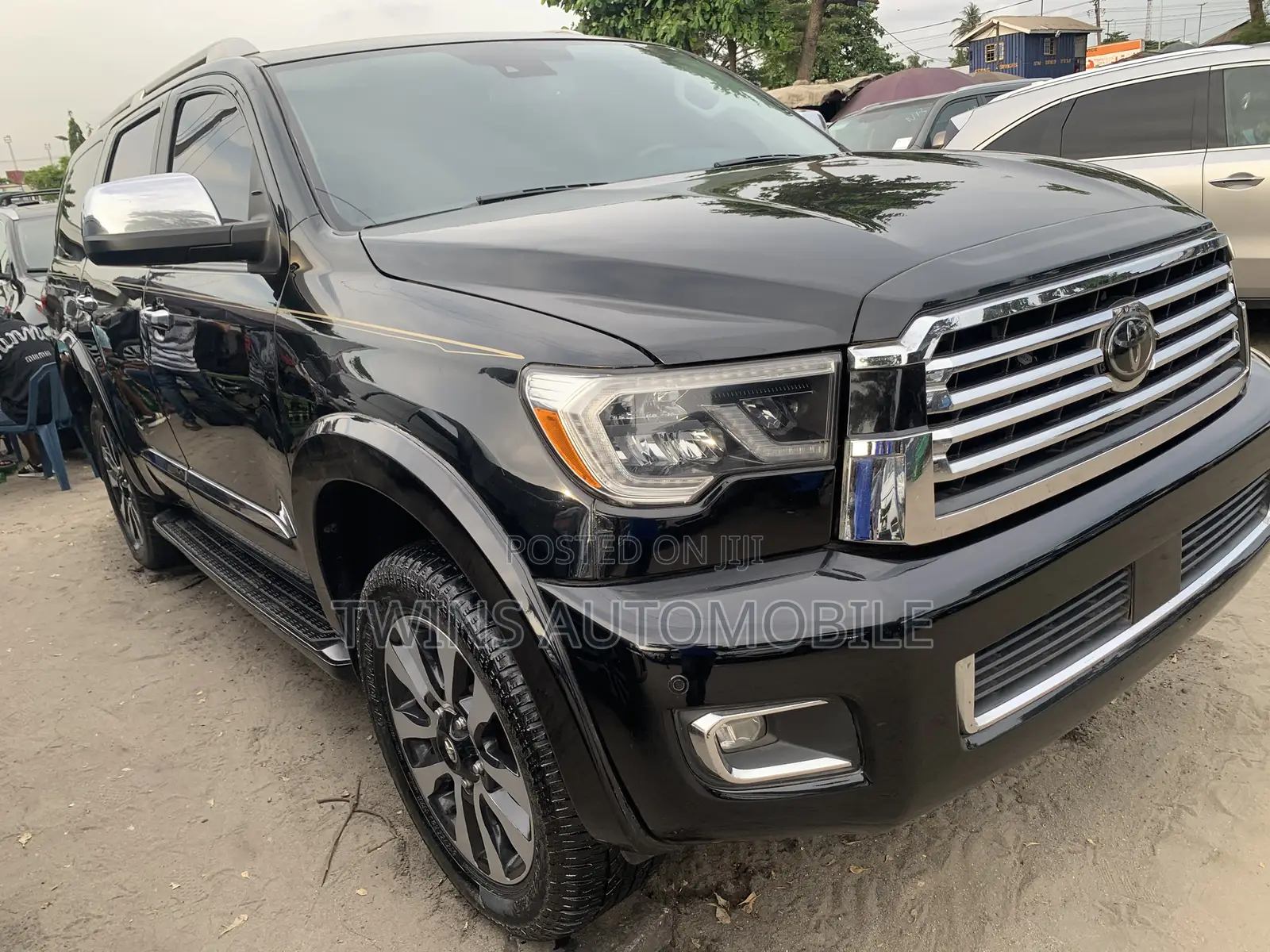 Toyota Sequoia Platinum 4x4 2020 Black