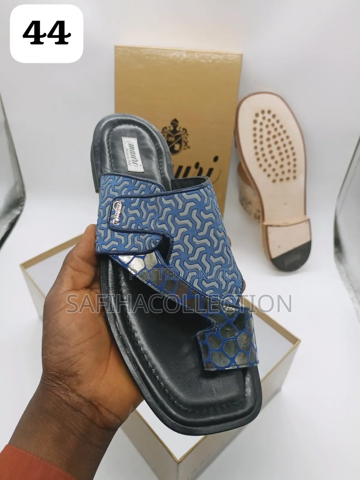 Mauri Italian Flats