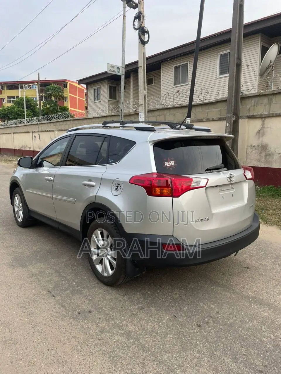 Toyota RAV4 Limited 4dr SUV (2.5L 4cyl 6A) 2014 Silver