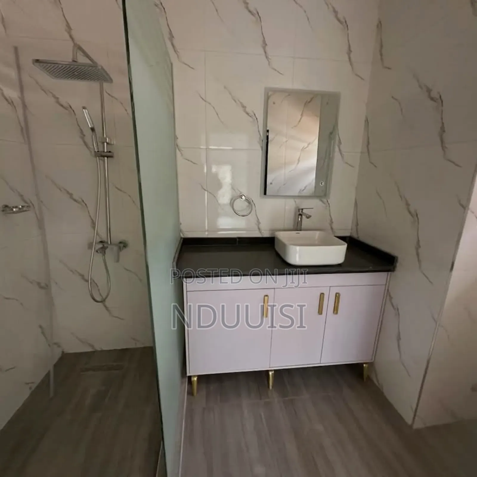 5bdrm Duplex in Apo District for sale