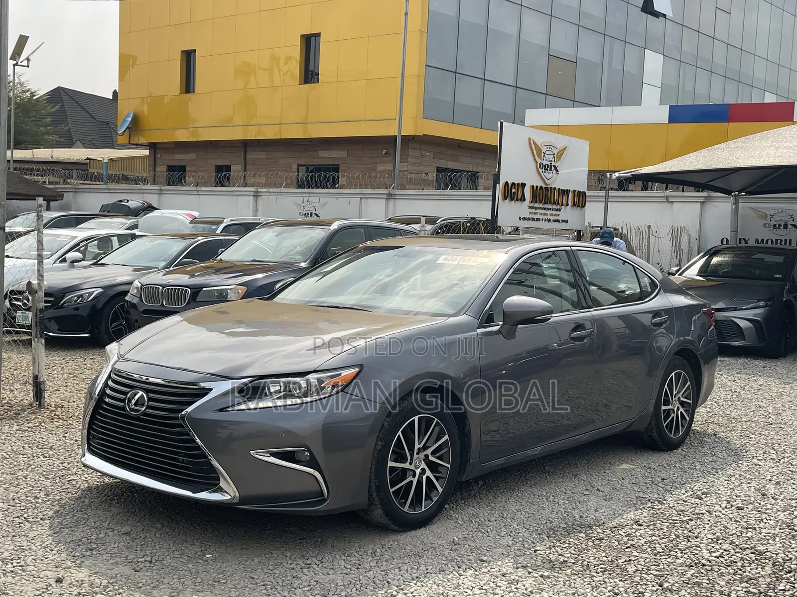 Lexus ES 350 FWD 2016 Gray