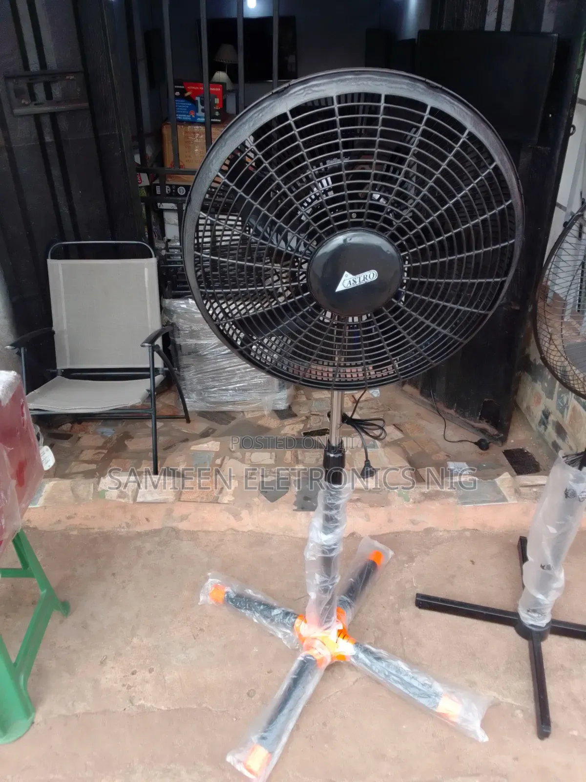 Brand New Astro Standing Fan, 5 Blades, Jet Speed X, Strong Quality