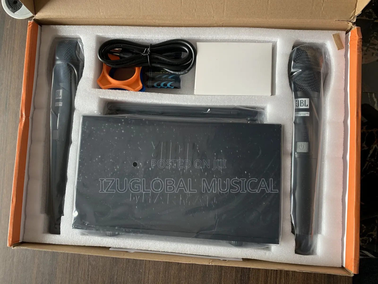 JBL Vm1000 Uhf Wireless Microphone