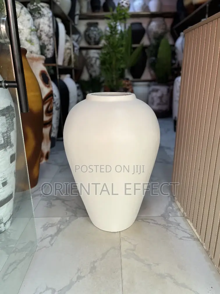 Small Odel Off-White Planter (80cm) –Tall Decorative Indoor Flower Pot