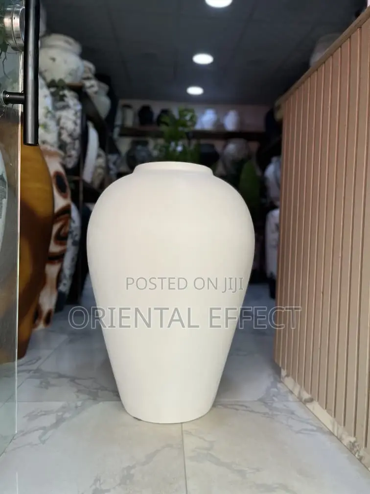 Small Odel Off-White Planter (80cm) –Tall Decorative Indoor Flower Pot