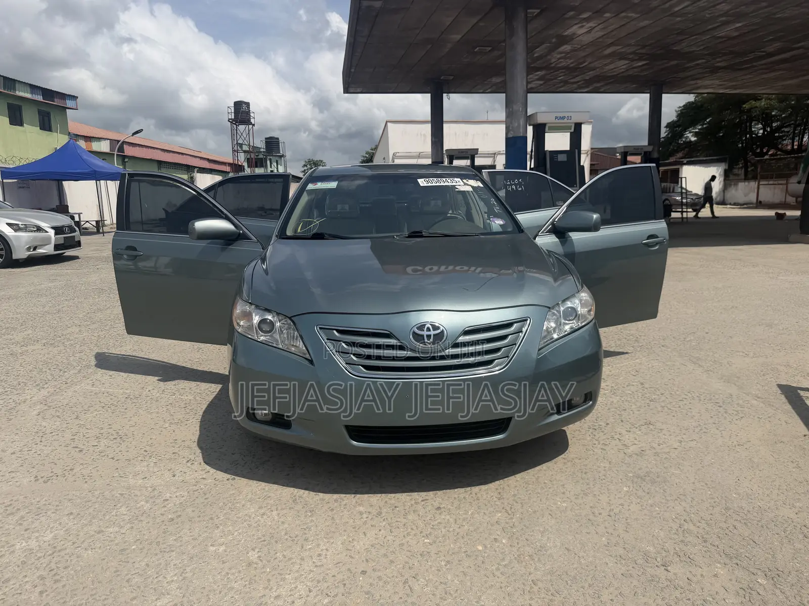 Toyota Camry XLE 4dr Sedan (2.4L 4cyl 5A) 2009 Blue