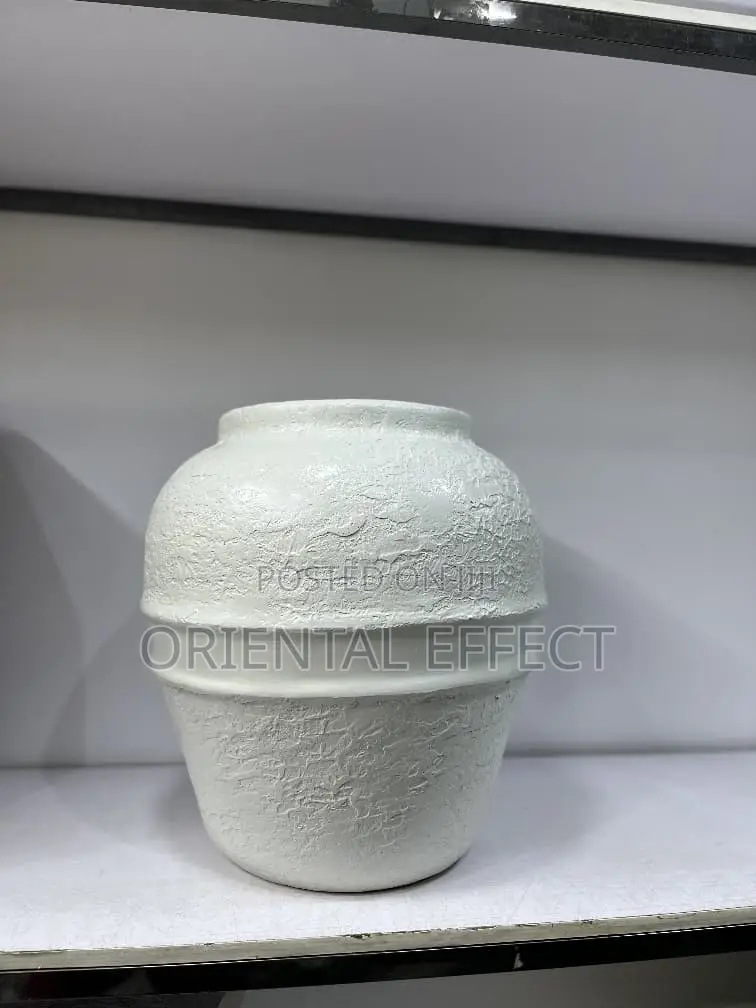 Kumbaya Pot Off-White (47cm) – Modern Decorative Indoor Flower Planter