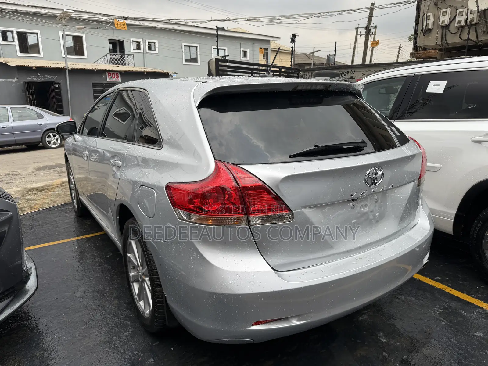 Toyota Venza AWD 2010 Silver