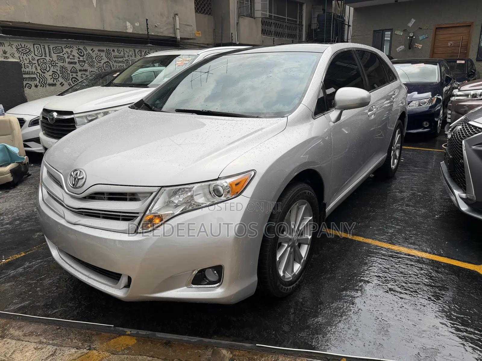 Toyota Venza AWD 2010 Silver