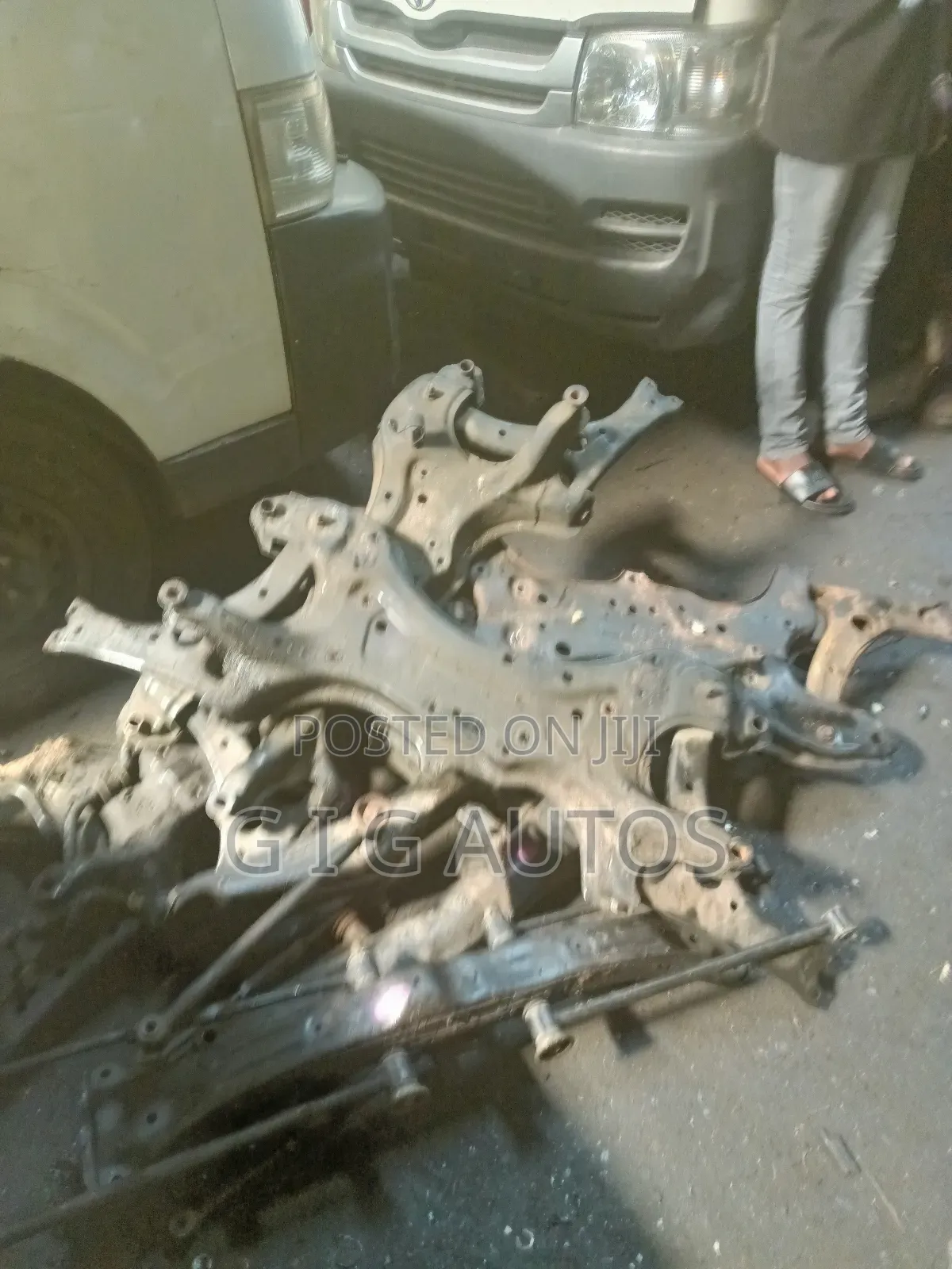 Complete Front Beam Toyota Avensis