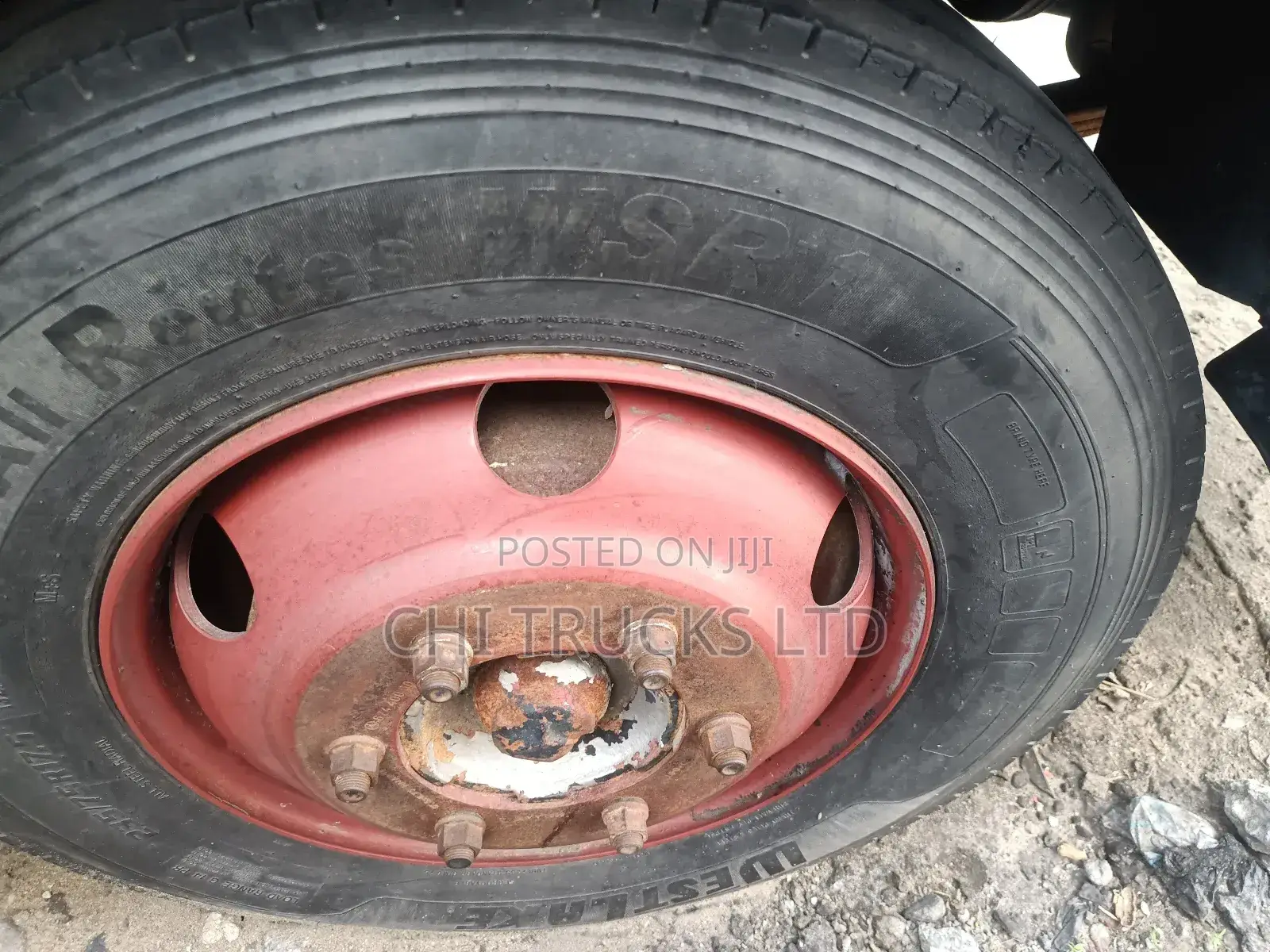 Mercedes Benz 814 Container German Truck With Helper Springs 20ft Long