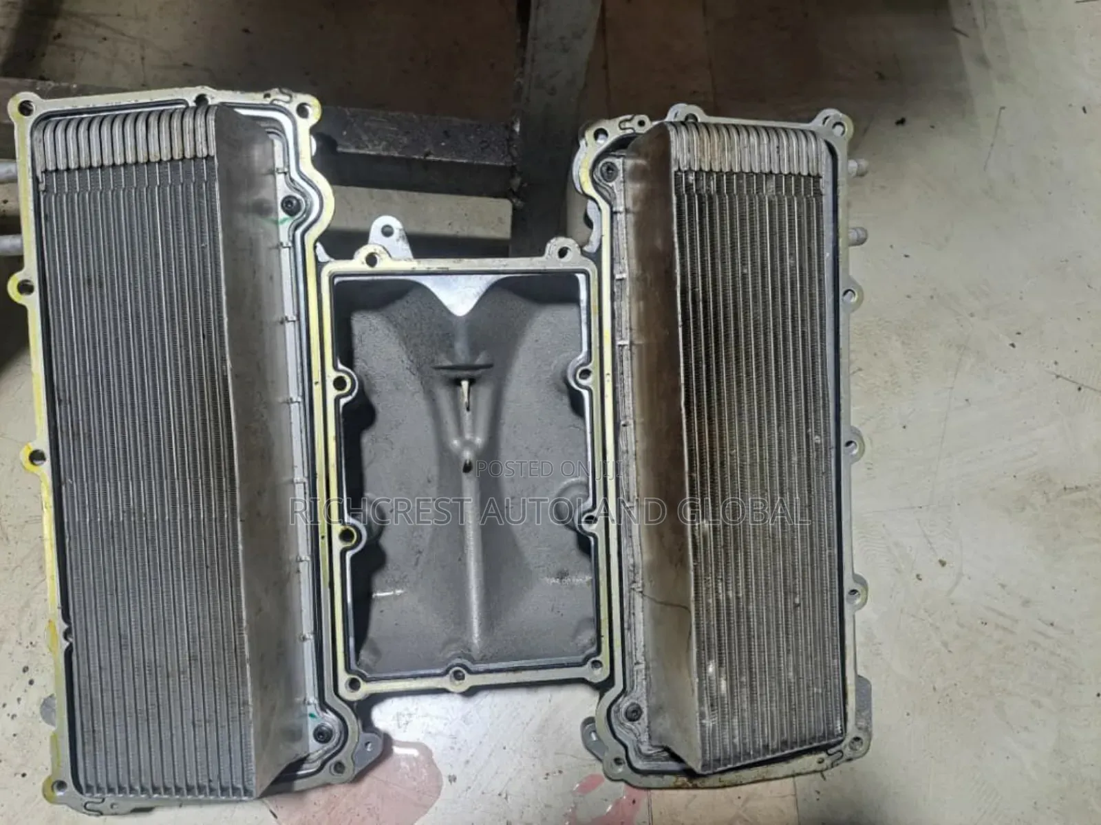 Tokunbo Range Rover Sport 2014 Super Charge Coolant Cover