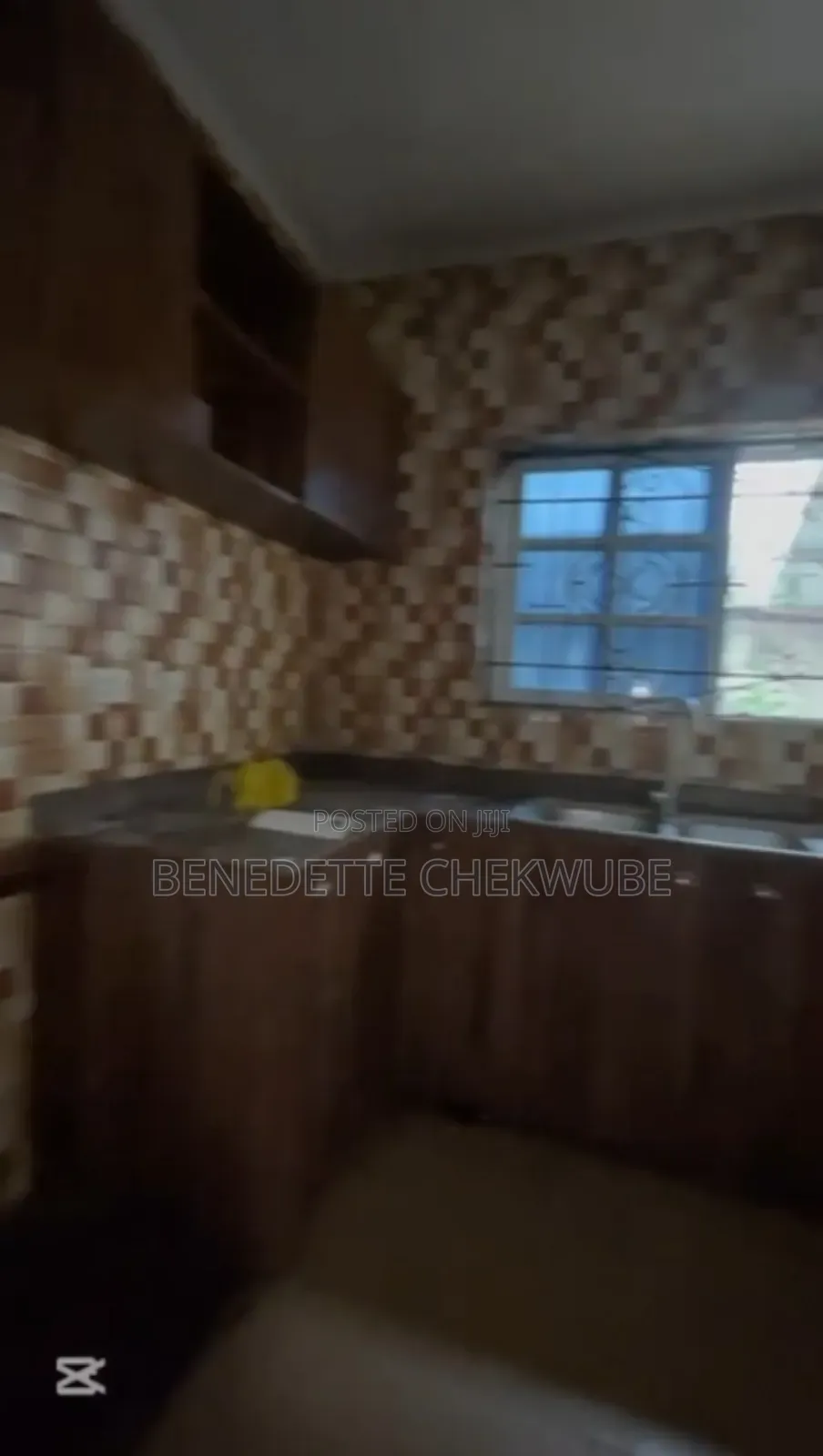 3bdrm Bungalow in Eneka for sale