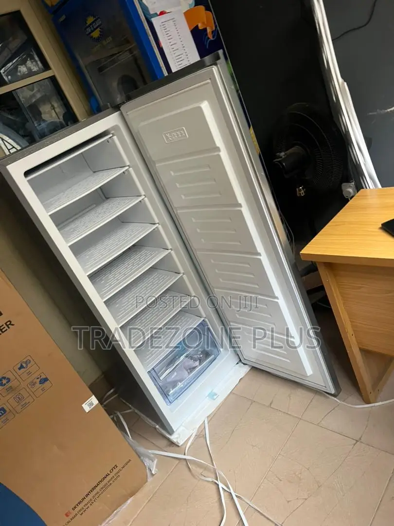 Skyrun BDL-185h – Reliable 185l Vertical Freezer