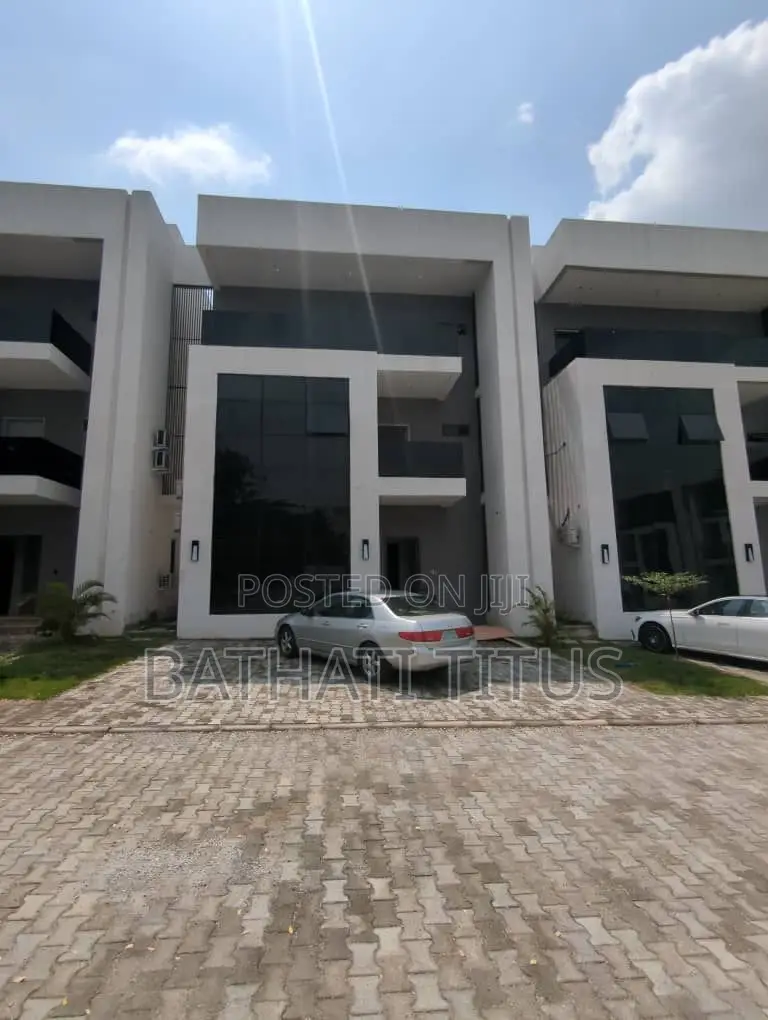 5bdrm Duplex in Bilaad Estate, Jabi for sale
