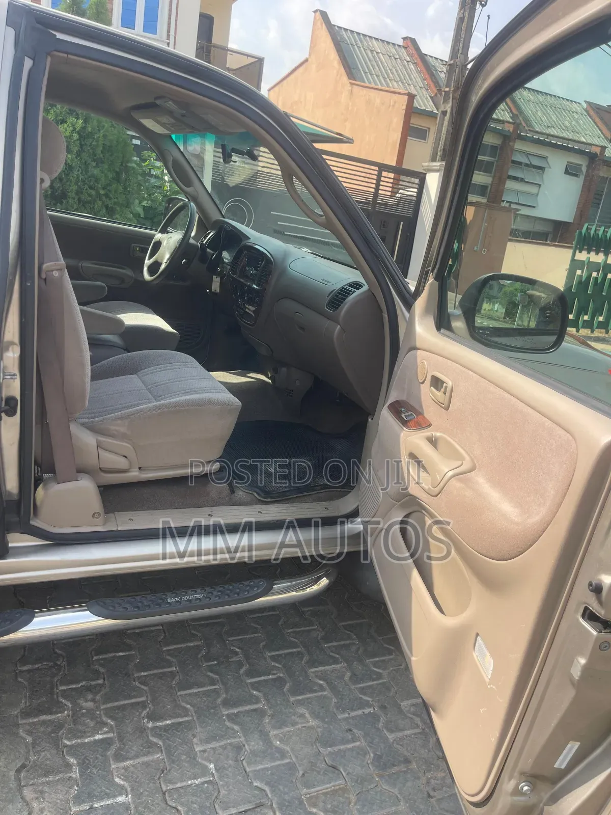 Toyota Tundra Automatic 2002 Gold