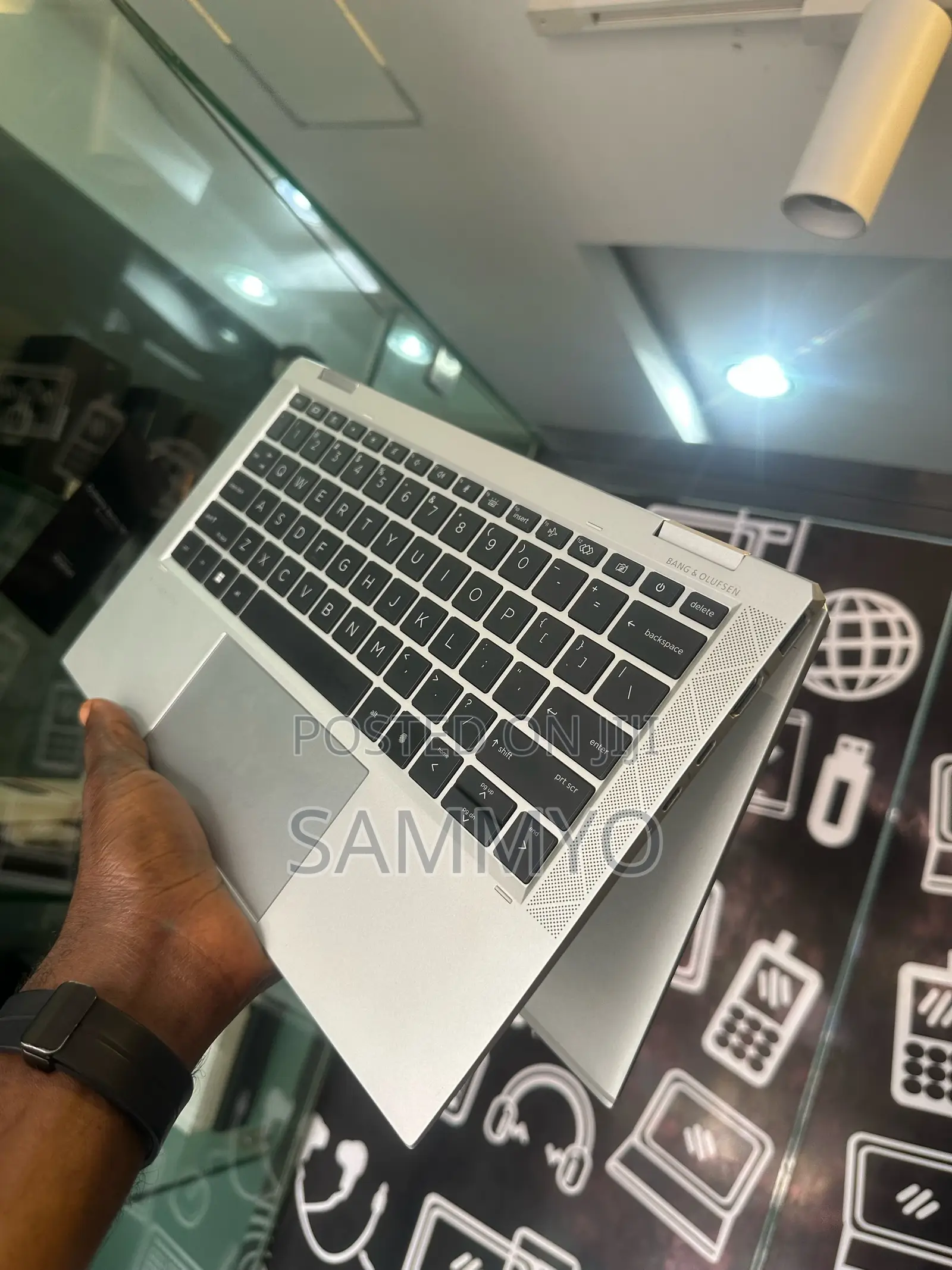 Laptop HP EliteBook X360 1030 G8 16GB Intel Core I7 SSD 512GB