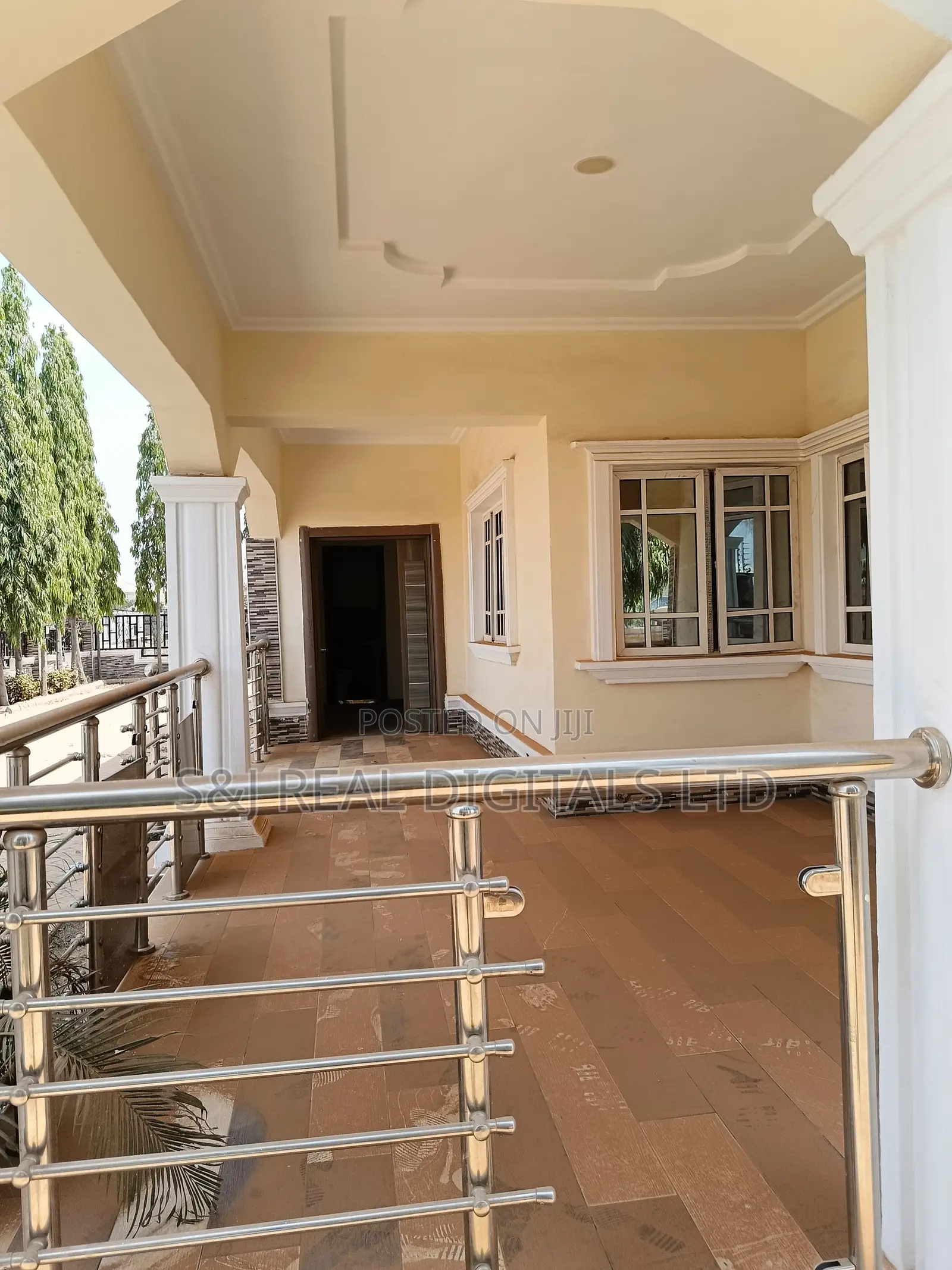 3bdrm Bungalow in FHA for sale