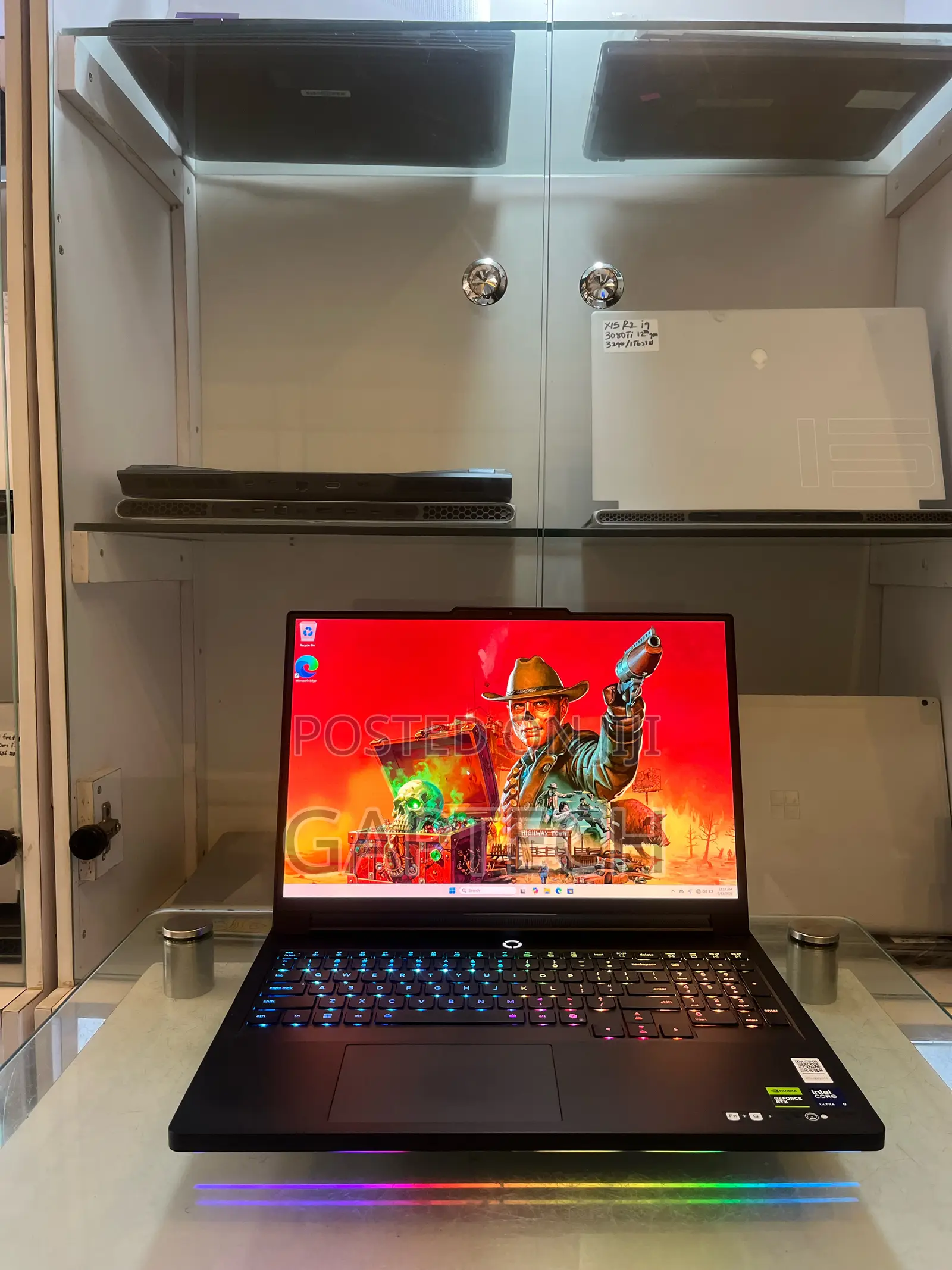 Laptop Lenovo Legion 7 32GB Intel Core Ultra 9 SSD 1T