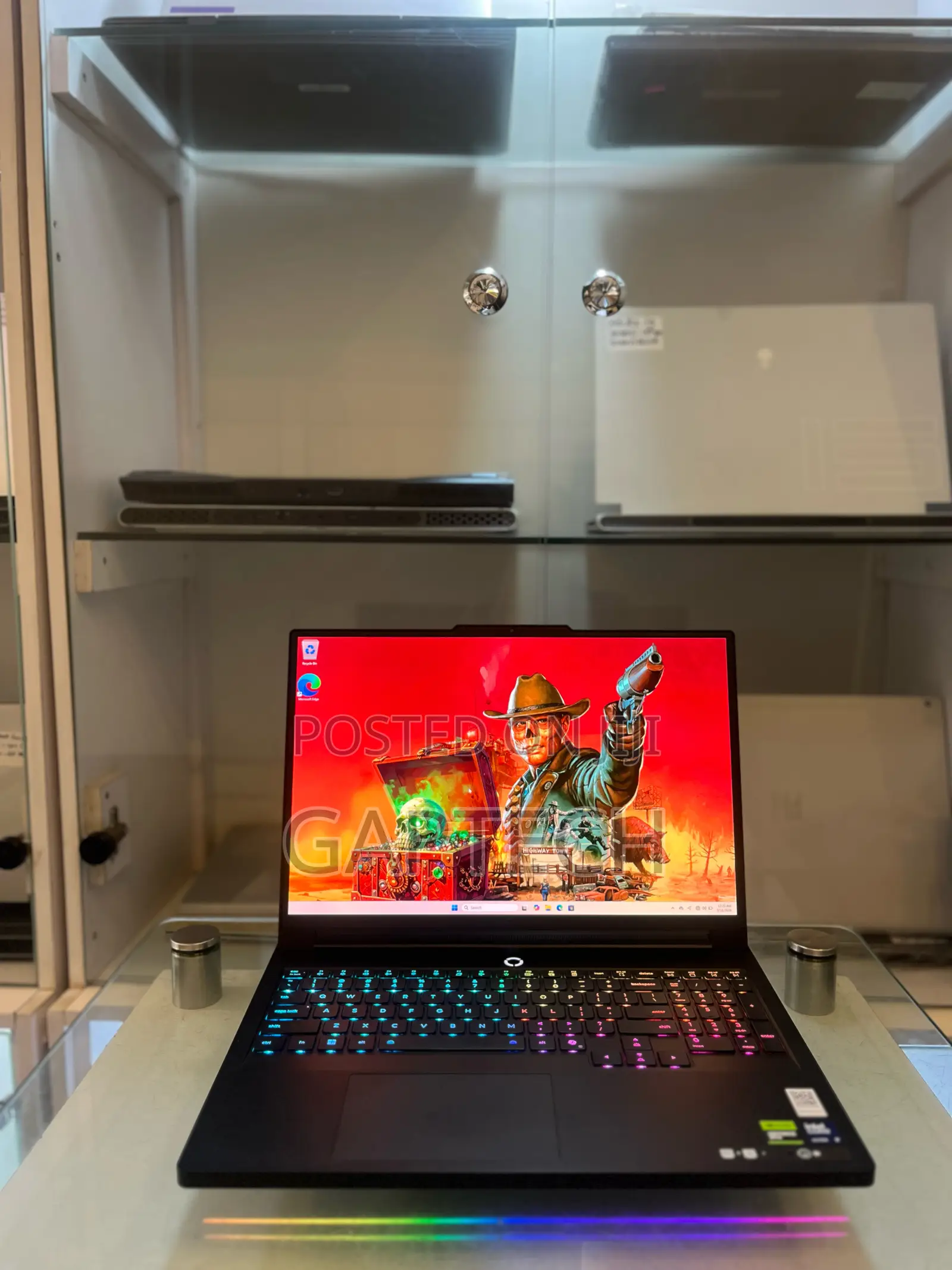 Laptop Lenovo Legion 7 32GB Intel Core Ultra 9 SSD 1T