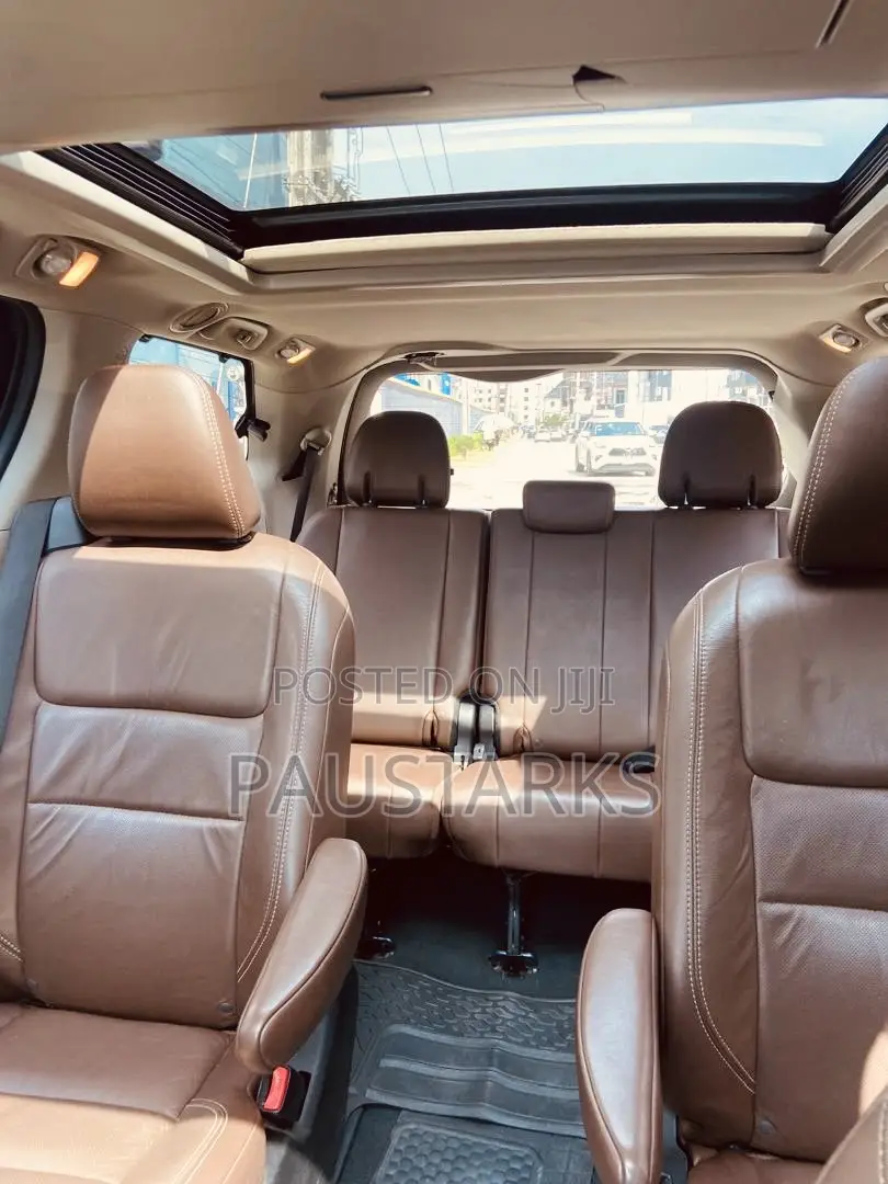 Toyota Sienna Limited Premium FWD 2019 Blue