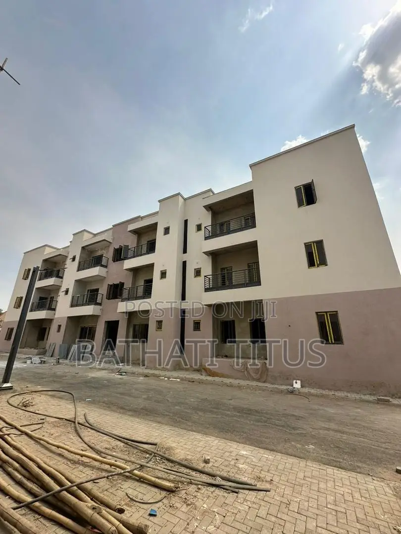 3bdrm Block of Flats in Kado for sale