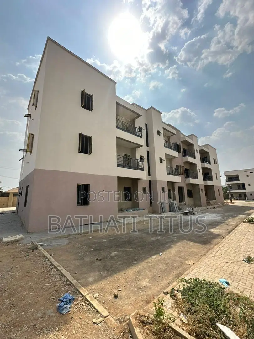 3bdrm Block of Flats in Kado for sale