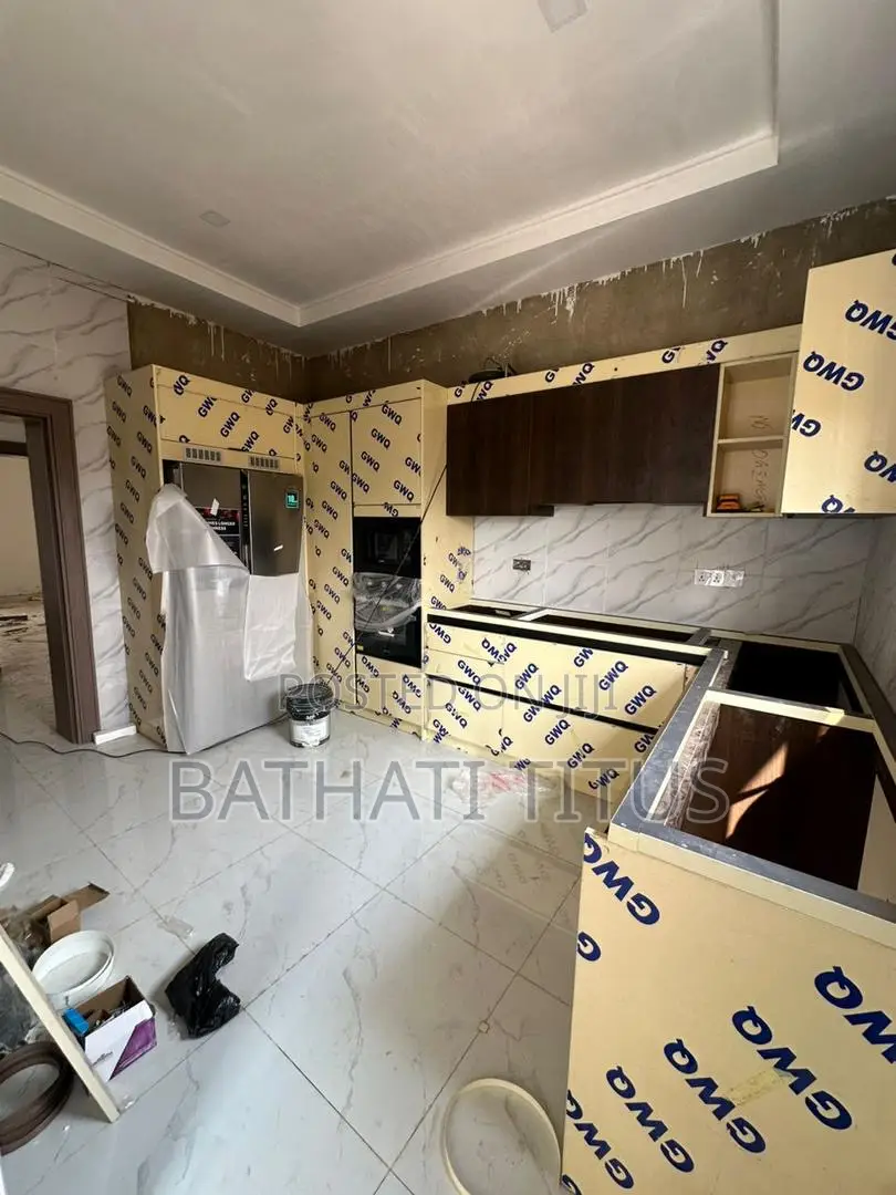 3bdrm Block of Flats in Kado for sale