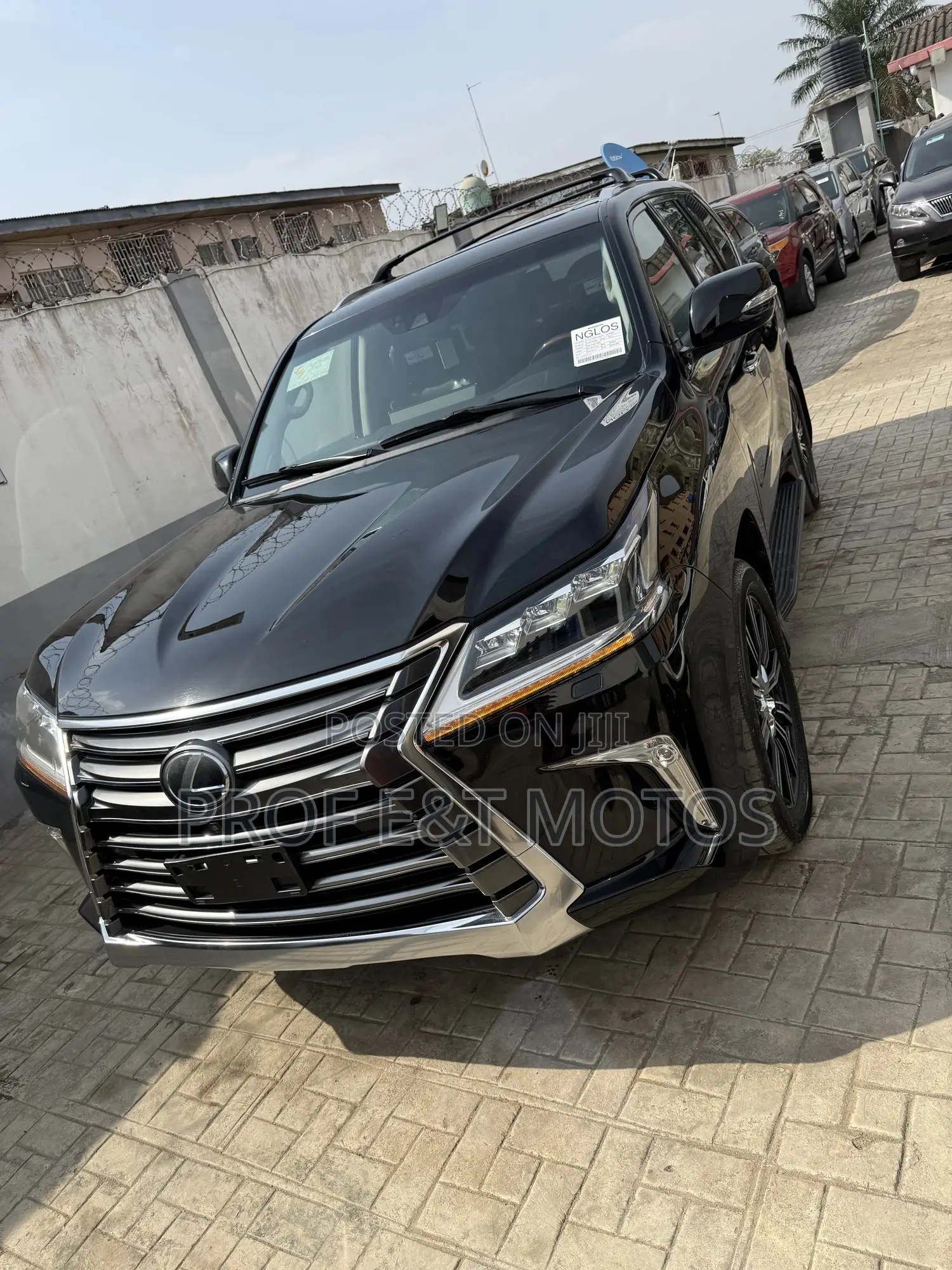 Lexus LX 570 AWD 2017 Black