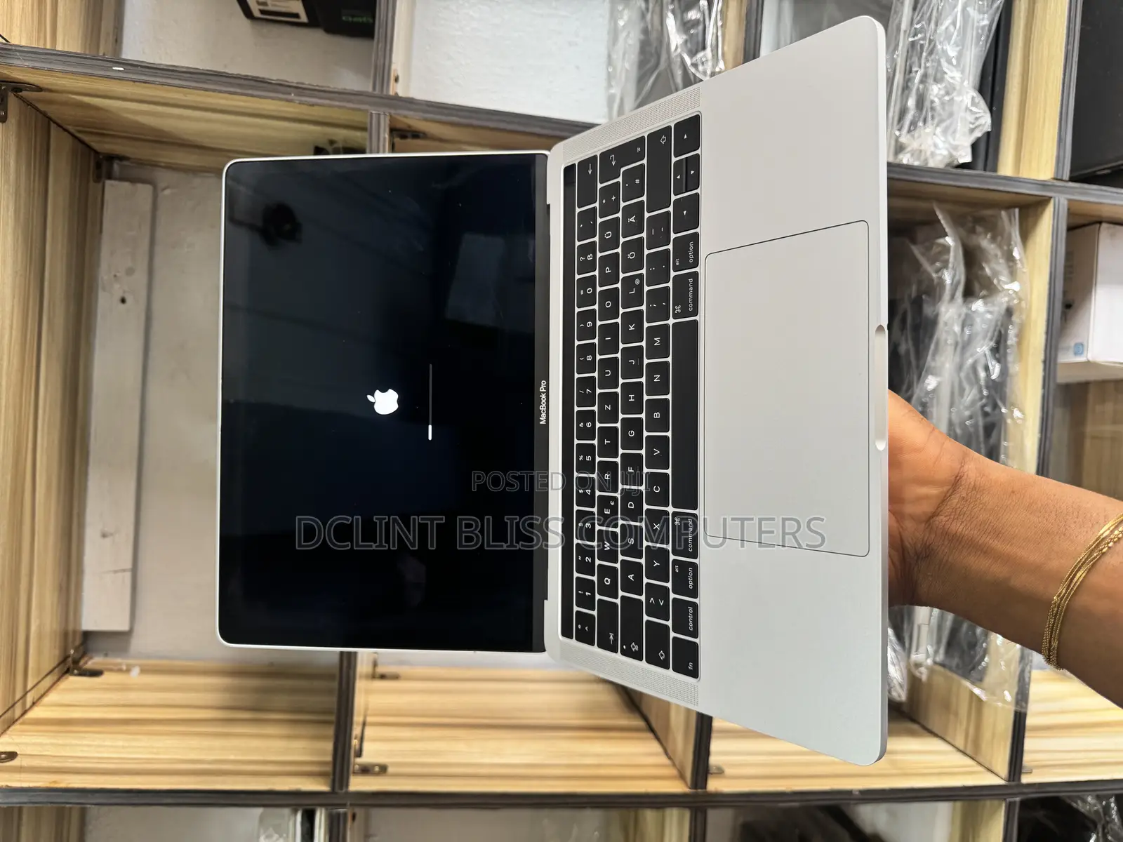 Laptop Apple MacBook Pro 2016 8GB Intel Core I5 SSD 256GB