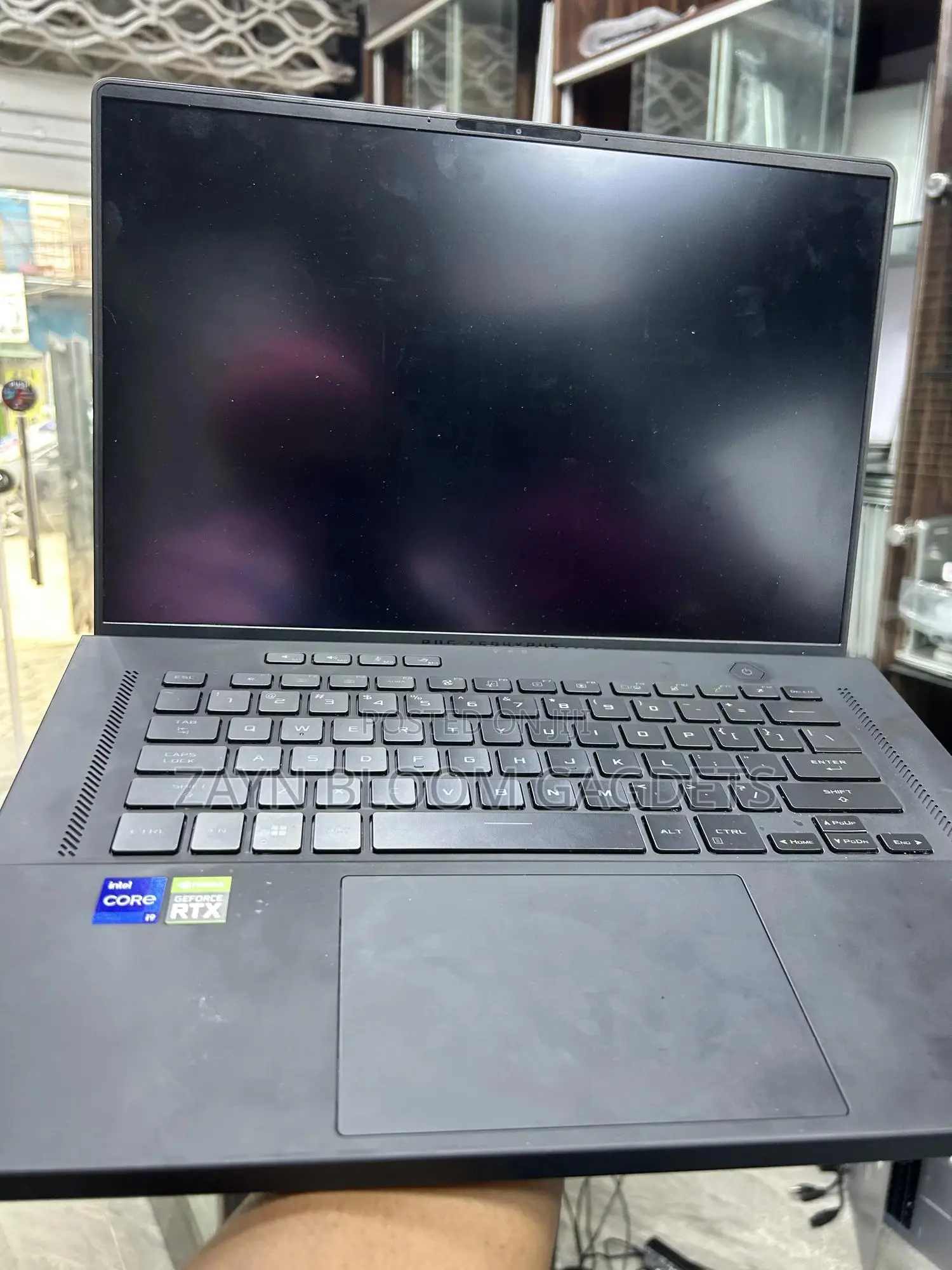 Laptop Asus ROG Zephyrus M16 GU603HR 16GB Intel Core I9 SSD 1T