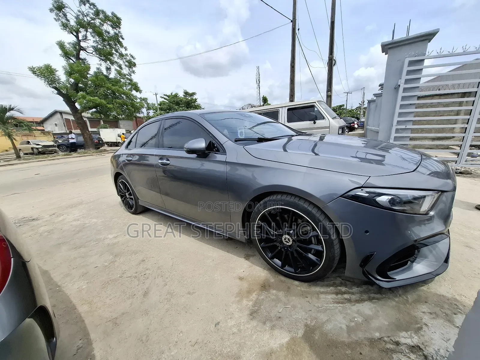 Mercedes-Benz 220 2020 Gray