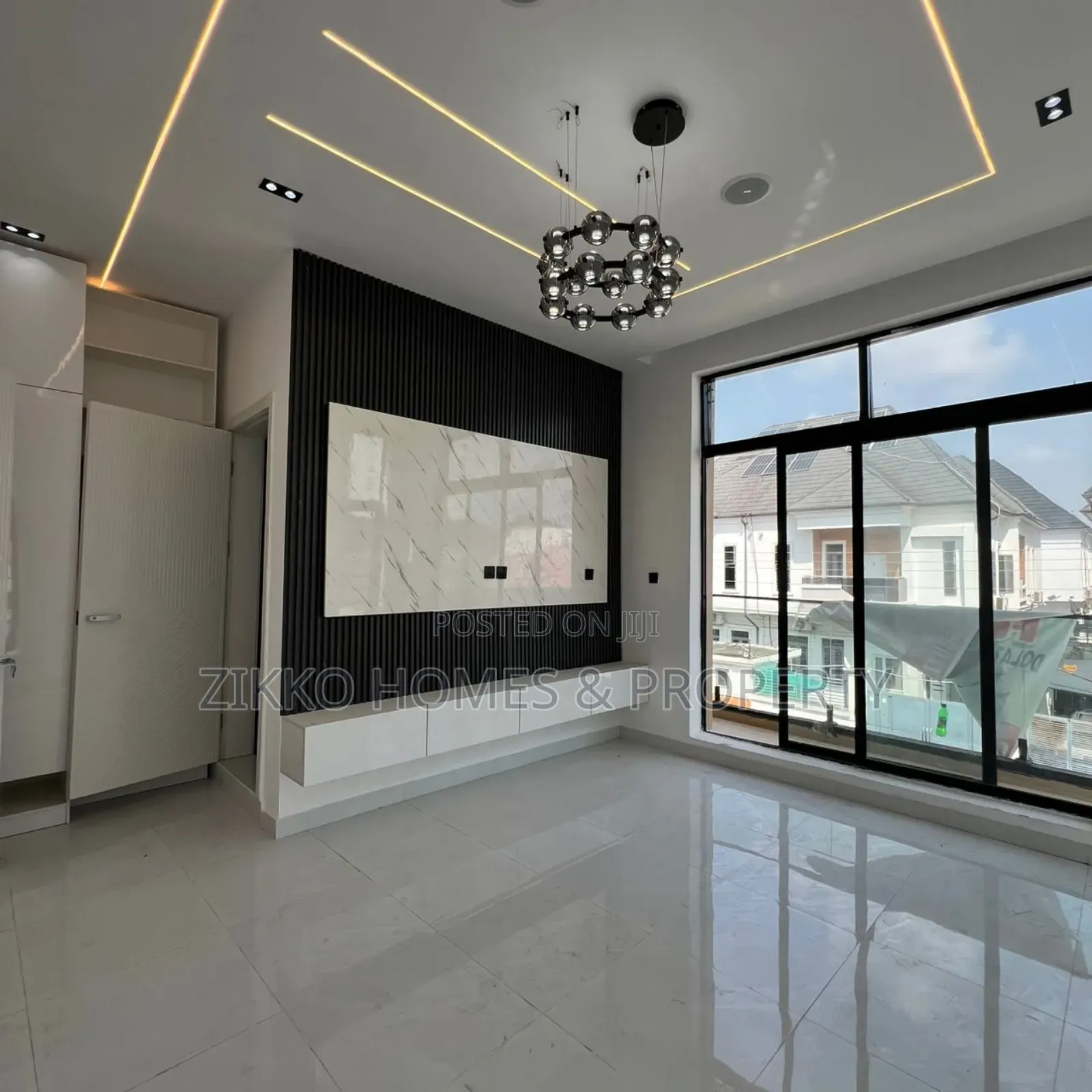 4bdrm Duplex in Orchid Road, Lekki for sale
