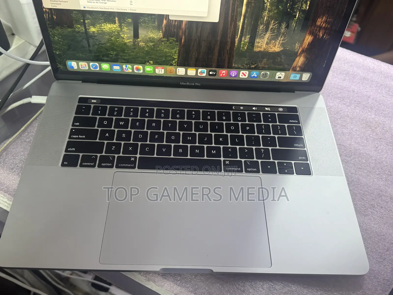 Laptop Apple MacBook Pro 2019 16GB Intel Core i7 SSD 512GB