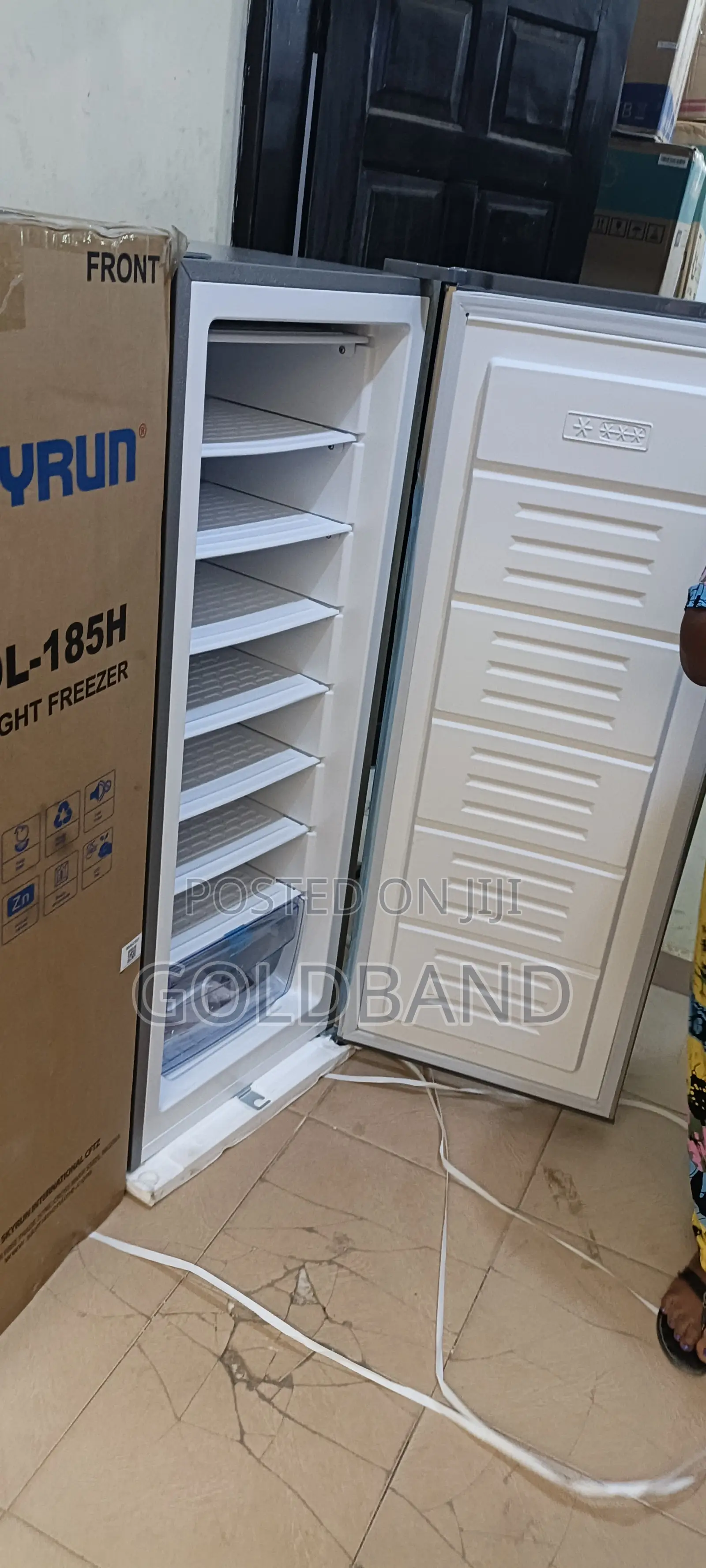 Skyrun BDL-185h 180l Compact Upright Freezer