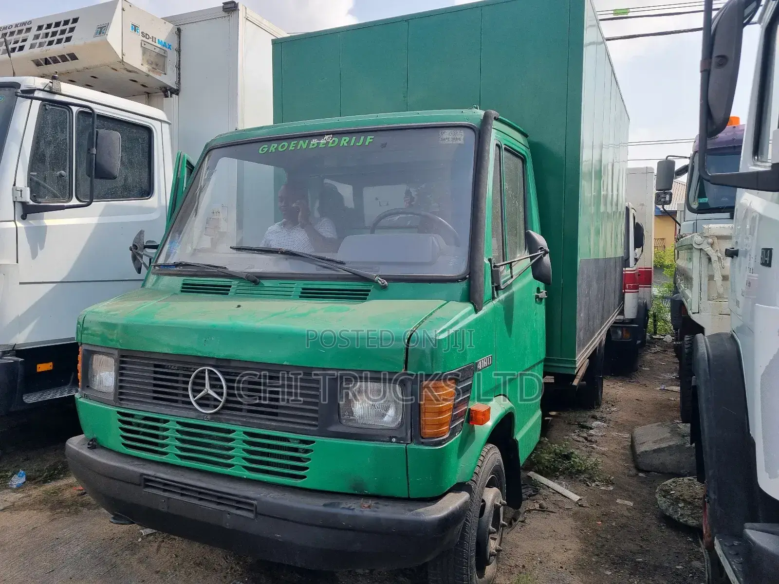 Mercedes Benz 410d Container Truck
