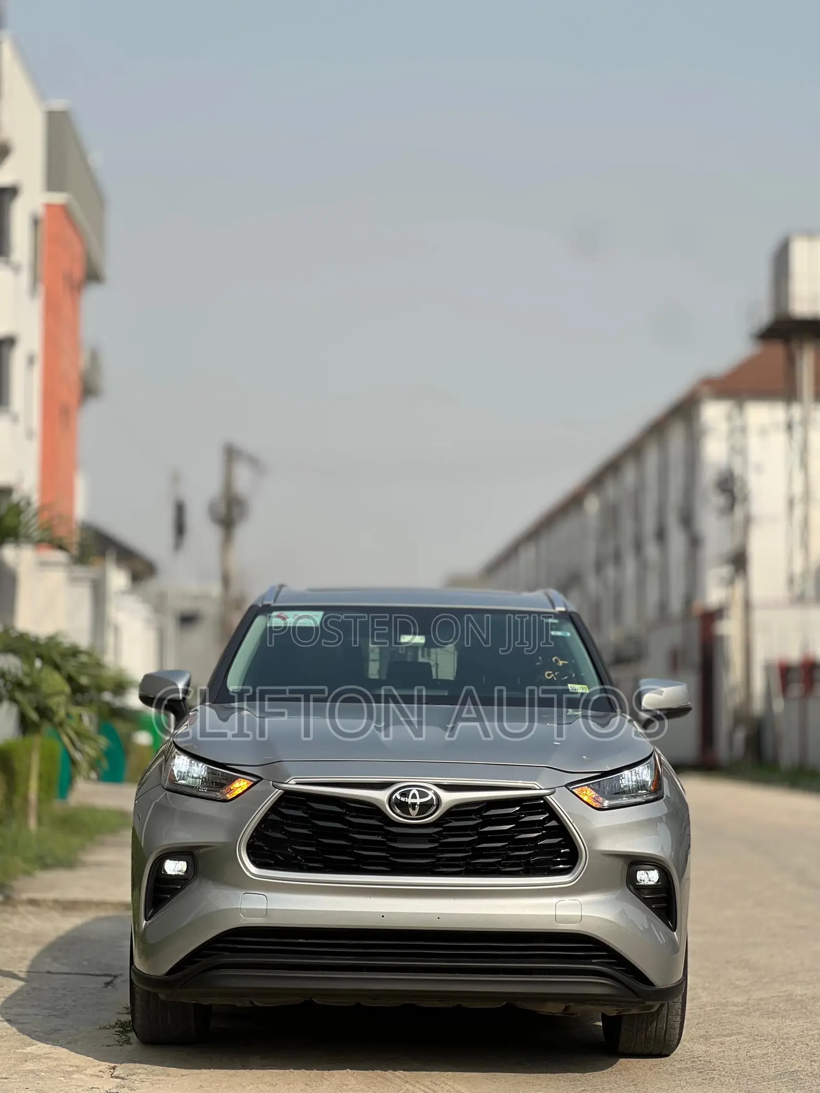 Toyota Highlander XLE AWD 2020 Silver